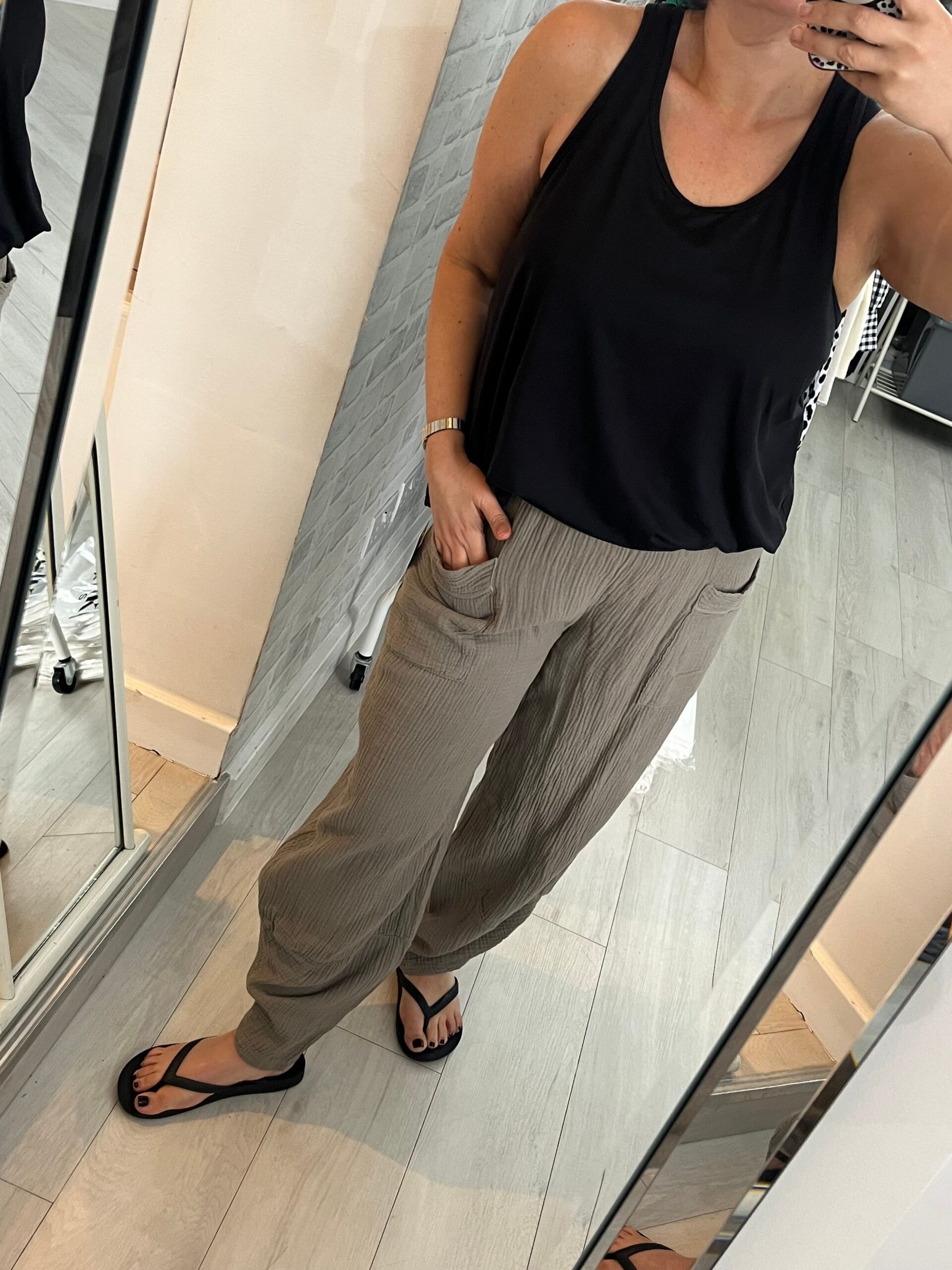Jazzy cheesecloth barrel leg trousers - Image 5