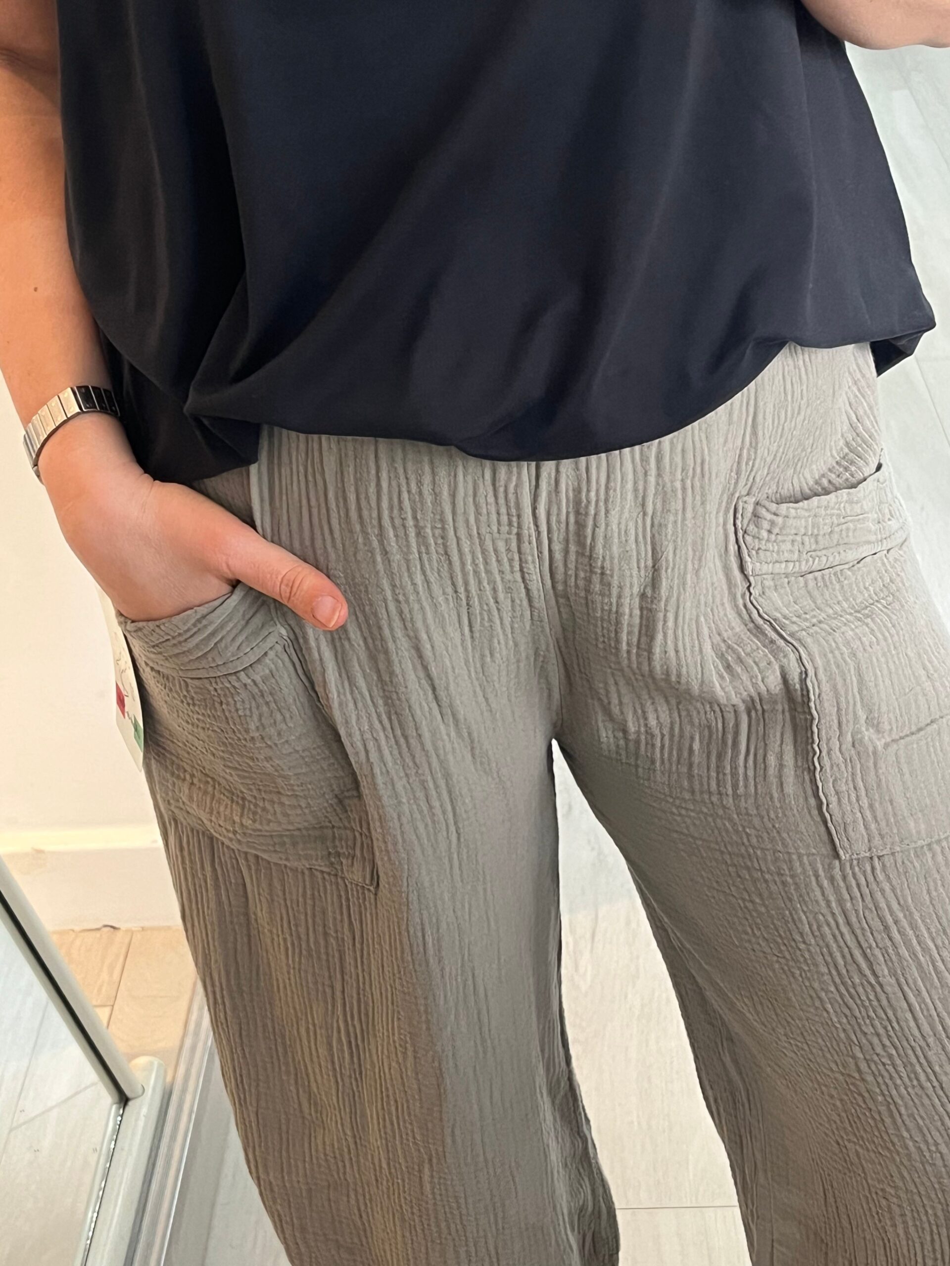 Jazzy cheesecloth barrel leg trousers - Image 2