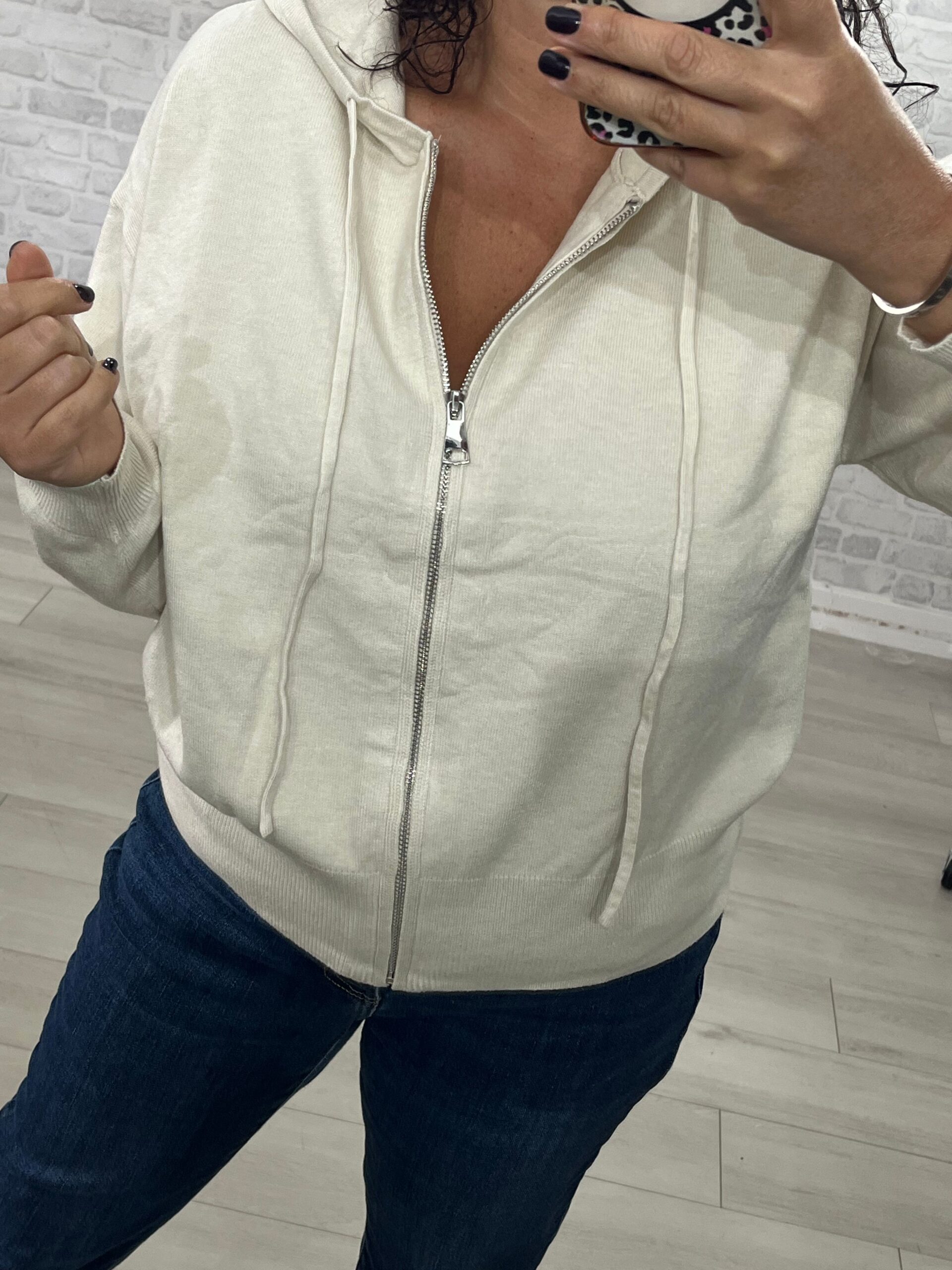 Voyelle luxe knitted hoodie - 8 colours - Image 9